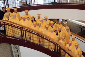 2019-goldenOwls- staircase