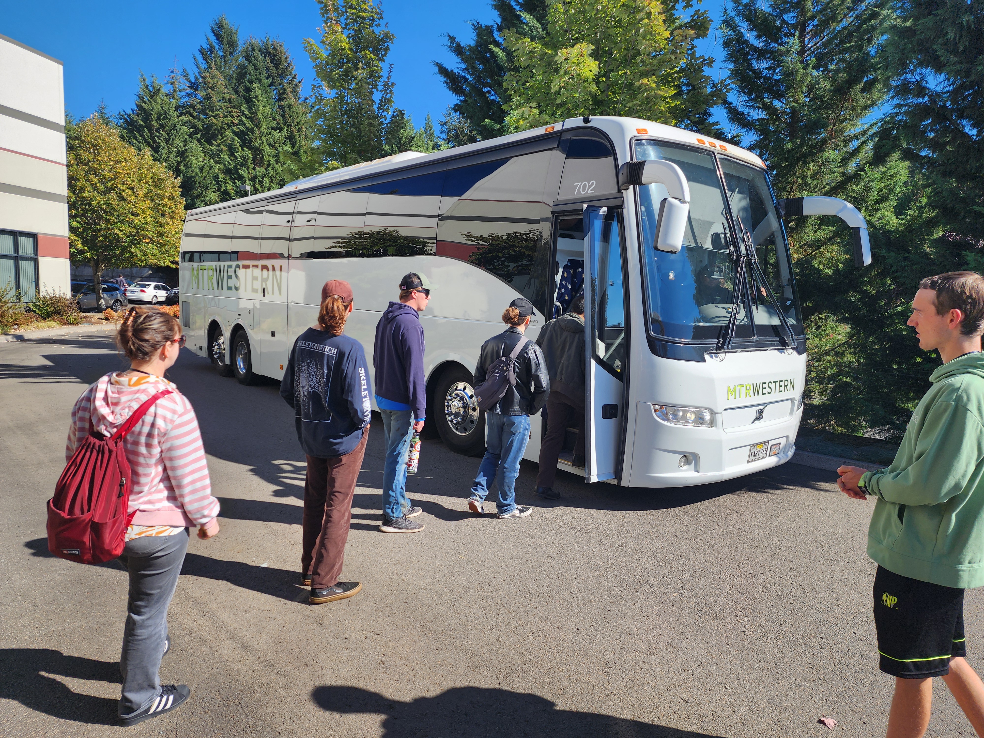 Getting Bussed to the Portland PDX Expo Center