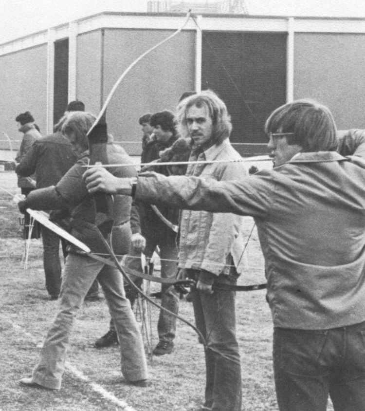 mikedailyArchery1980.jpeg