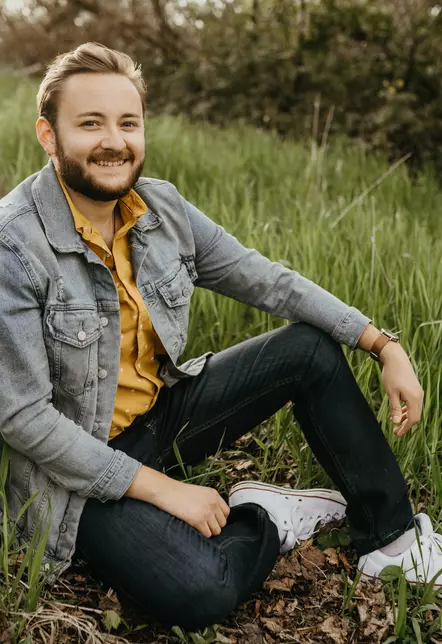 Noah Sharrott Senior Pic